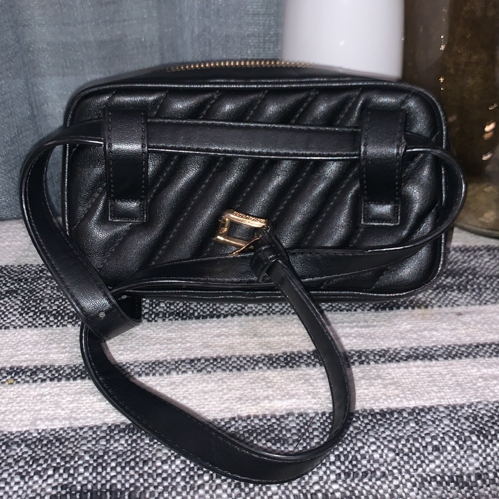 Michael Kors belt bag or sling bag - Picture 2 of 10